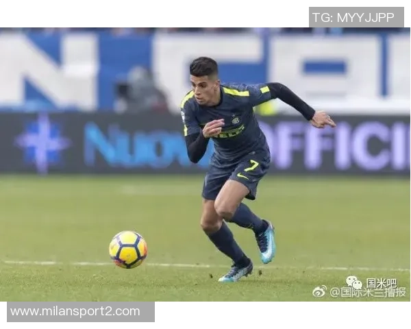 德天空报道莱万不愿在一月离开巴萨坎塞洛交易中未考虑他 德天空报道莱万不愿在一月离开巴萨坎塞洛交易中未考虑他