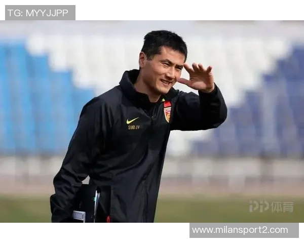 足球报报道邵一期框架已成型众多新秀成功入选引发关注 足球报报道邵一期框架已成型众多新秀成功入选引发关注