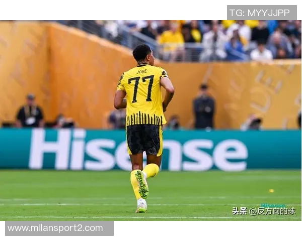 德媒曝凯尔或将离开多特前往汉堡担任体育主管尚未正式接触 德媒曝凯尔或将离开多特前往汉堡担任体育主管尚未正式接触