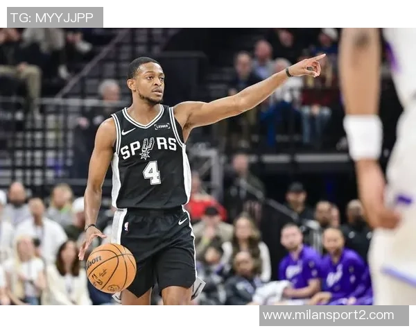 福克斯盛赞文班潜力无限期待携手追逐篮球伟大之路