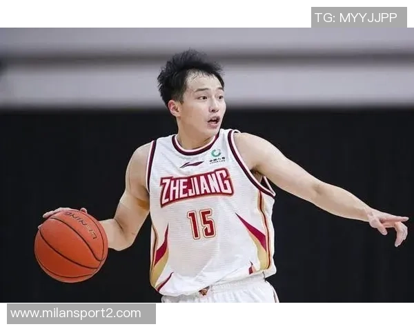 王奕博展现顶薪球员价值有效解决青岛男篮一号位问题 王奕博展现顶薪球员价值有效解决青岛男篮一号位问题