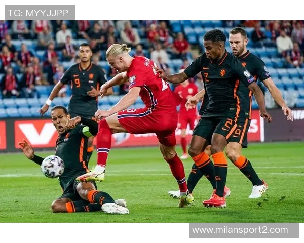 豹纹新发色引关注挪威后卫莱尔森世预赛惊艳亮相